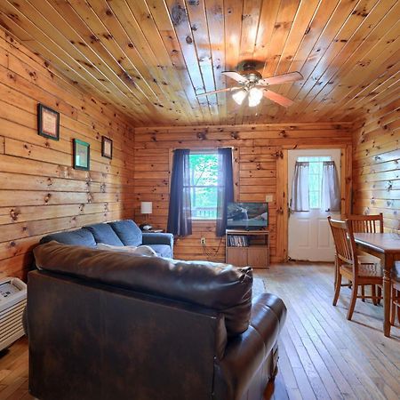 Blue Rose Cabins - Pine Ridge Cabin Логан Экстерьер фото